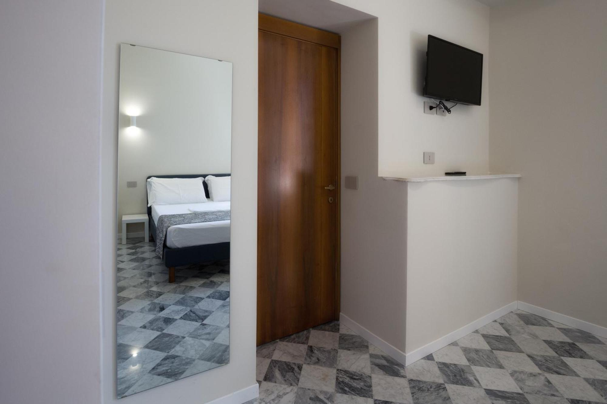 Le Due Piazze Apartment Genoa Exterior photo